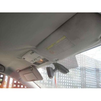 toyota avensis berlina (t25) del año 2005