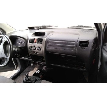 opel agila del año 2005