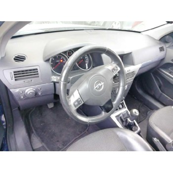 opel astra h berlina del año 2005