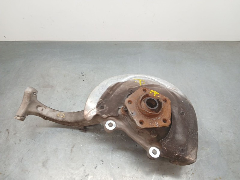 Recambio de mangueta delantera derecha para audi a4 berlina (8w2) advanced edition referencia OEM IAM 8W0407560  