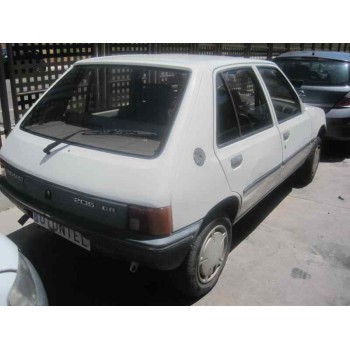 peugeot 205 berlina del año 1988