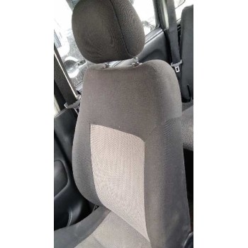 opel agila del año 2005