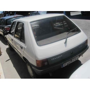 peugeot 205 berlina del año 1988