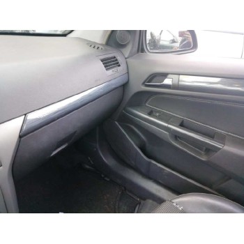 opel astra h berlina del año 2005