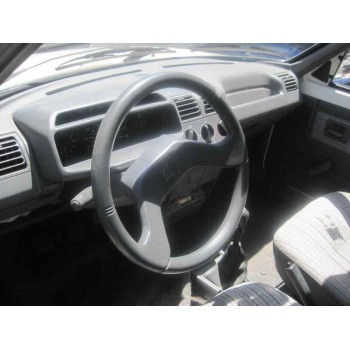 peugeot 205 berlina del año 1988