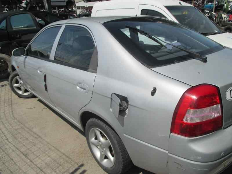kia shuma ii del año 2001