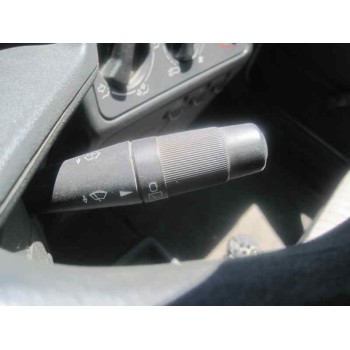 peugeot 205 berlina del año 1988