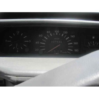 peugeot 205 berlina del año 1988