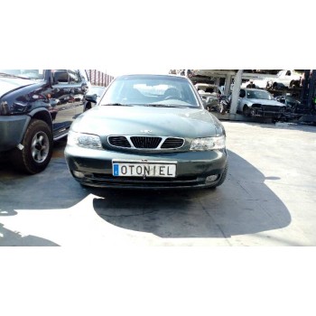 daewoo nubira berlina del año 1999