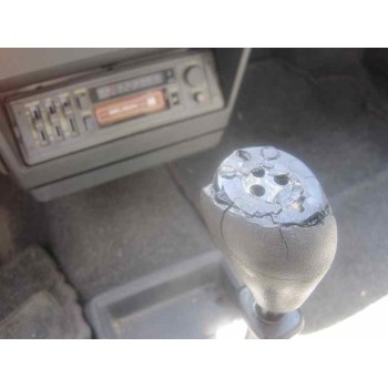 peugeot 205 berlina del año 1988