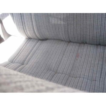 peugeot 205 berlina del año 1988