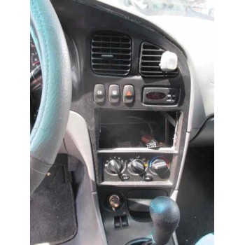 kia shuma ii del año 2001