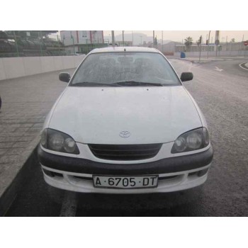 TOYOTA AVENSIS BERLINA (T 22)