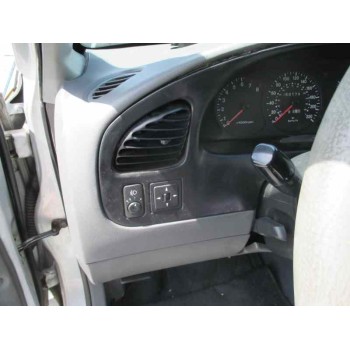 kia shuma ii del año 2001