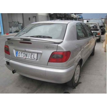 citroën xsara berlina del año 1999