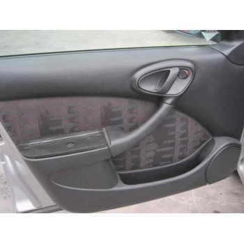 citroën xsara berlina del año 1999