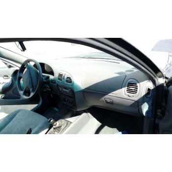 daewoo nubira berlina del año 1999