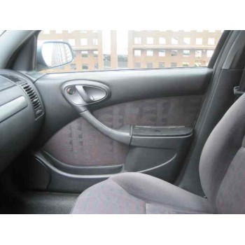 citroën xsara berlina del año 1999