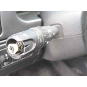 citroën xsara berlina del año 1999