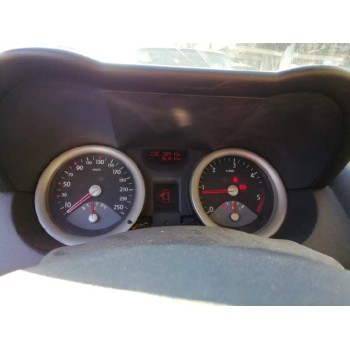 renault megane ii classic berlina del año 2004