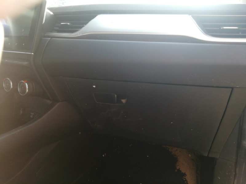 Recambio de guantera para renault captur ii experience referencia OEM IAM   