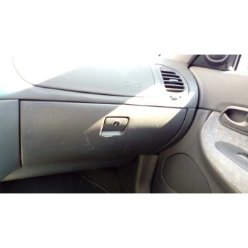 daewoo nubira berlina del año 1999