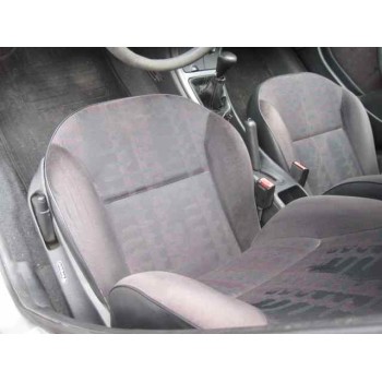 citroën xsara berlina del año 1999