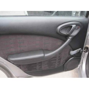 citroën xsara berlina del año 1999