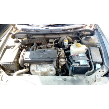 daewoo nubira berlina del año 1999