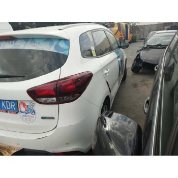 kia carens ( ) del año 2017