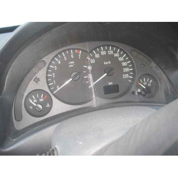 opel corsa c del año 2002