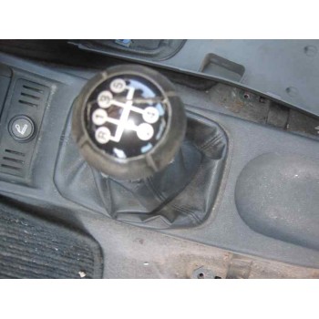 opel corsa c del año 2002