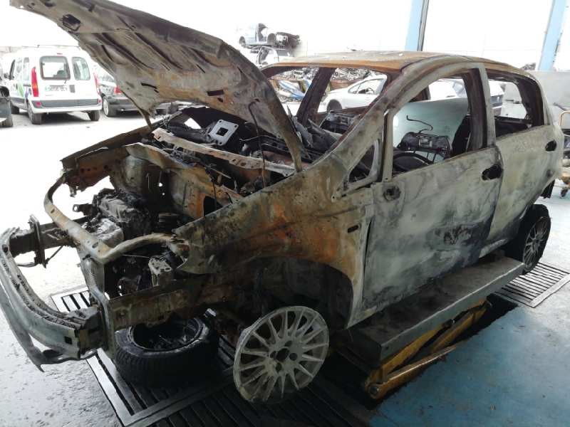 fiat grande punto (199) del año 2005