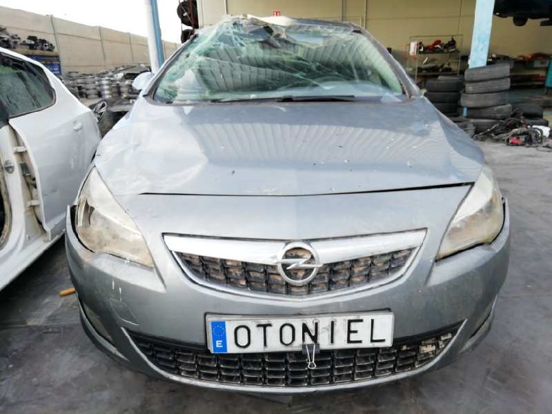 OPEL ASTRA J LIM.