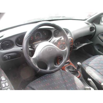 hyundai lantra berlina (rd) del año 1997