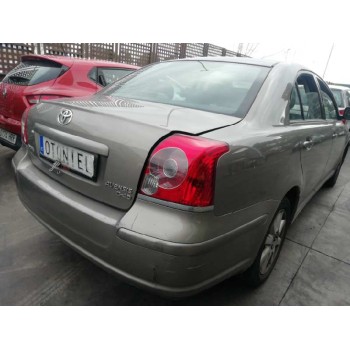 toyota avensis berlina (t25) del año 2007