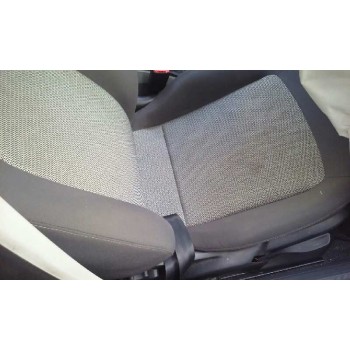 seat ibiza (6j5) del año 2010