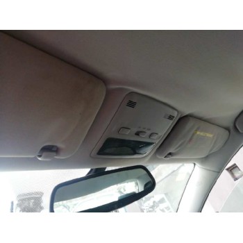 toyota avensis berlina (t25) del año 2007