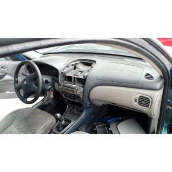 nissan almera (n16/e) del año 2001