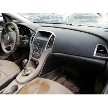 opel astra j lim. del año 2010