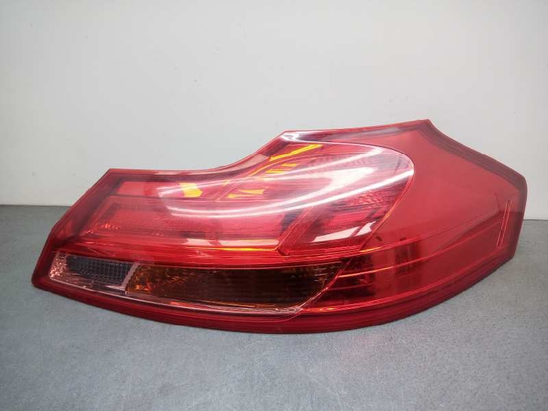 Recambio de piloto trasero derecho para opel insignia sports tourer 2.0 cdti cat referencia OEM IAM 13226857 RANCHERA 