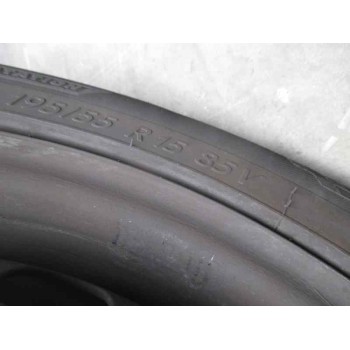 volvo v40 familiar del año 2000