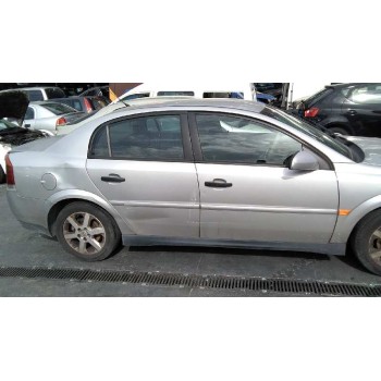 opel vectra c berlina del año 2003