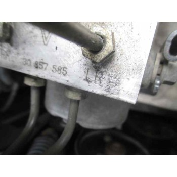 volvo v40 familiar del año 2000