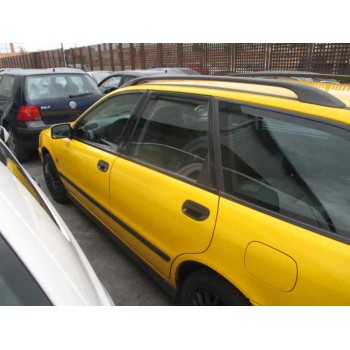 volvo v40 familiar del año 2000