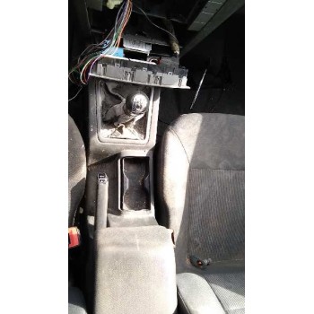 opel vectra c berlina del año 2003