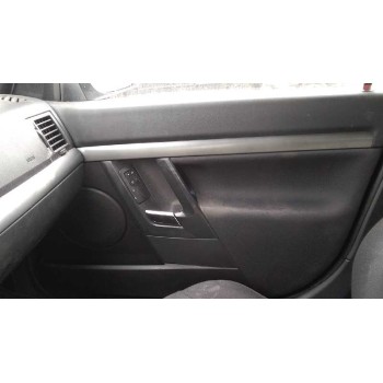 opel vectra c berlina del año 2003