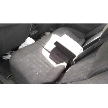 opel vectra c berlina del año 2003