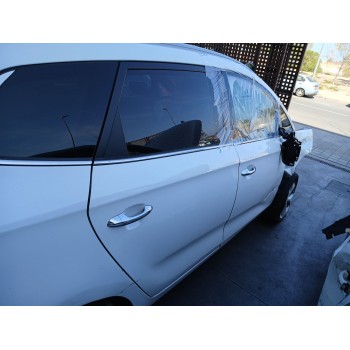 kia carens iv del año 2013