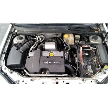 opel vectra c berlina del año 2003